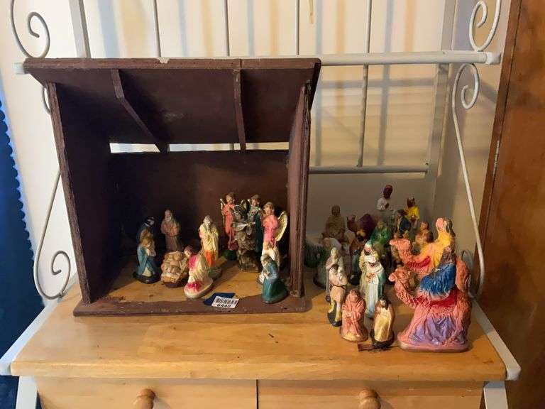 Vintage chalkware and composition Nativity figures w/ handcrafted stable