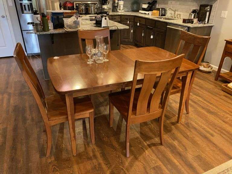 Extension dining table w/ leaf and set of four chairs - no contents 60x36x30