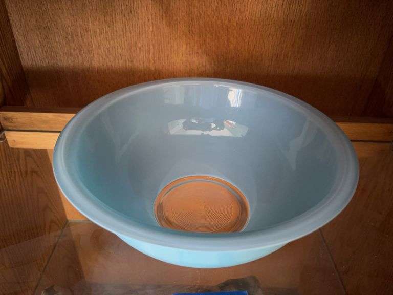 Blue Pyrex mixing bowl