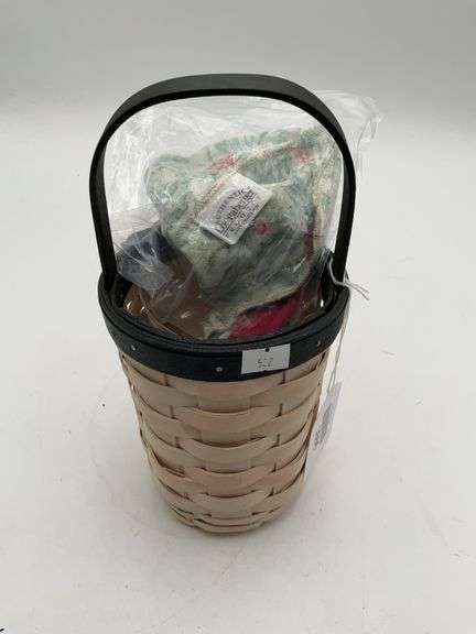 2014 Christmas basket liner and protector