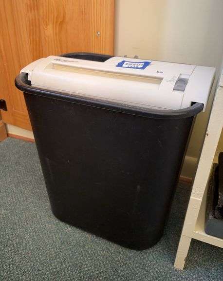 GBC Shredmaster paper shredder