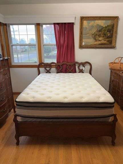 French Provincial bed frame w/ LMANKBK mattress 55x77