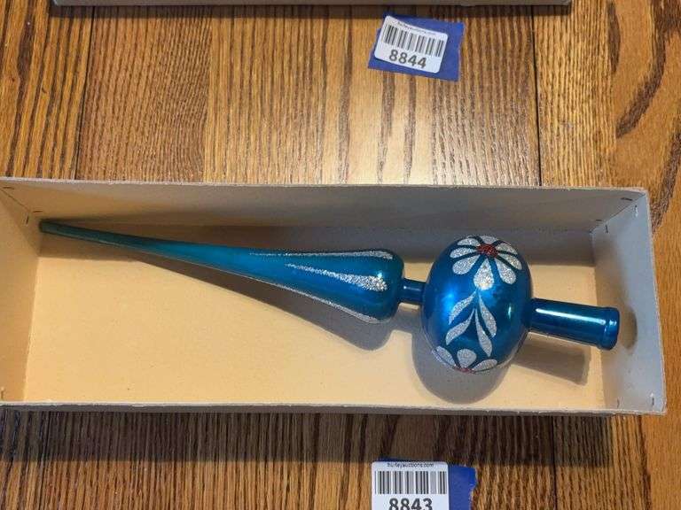 Vintage hard plastic Christmas tree topper, in box