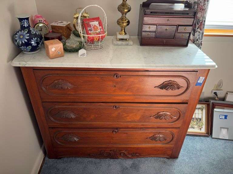 Victorian white marble top chest of drawers w/ carved fruit pulls - no contents 45x19x34