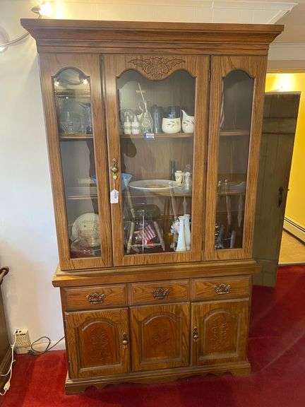 Oak finish 2-pc lighted china cabinet - no contents 43x15x74.5