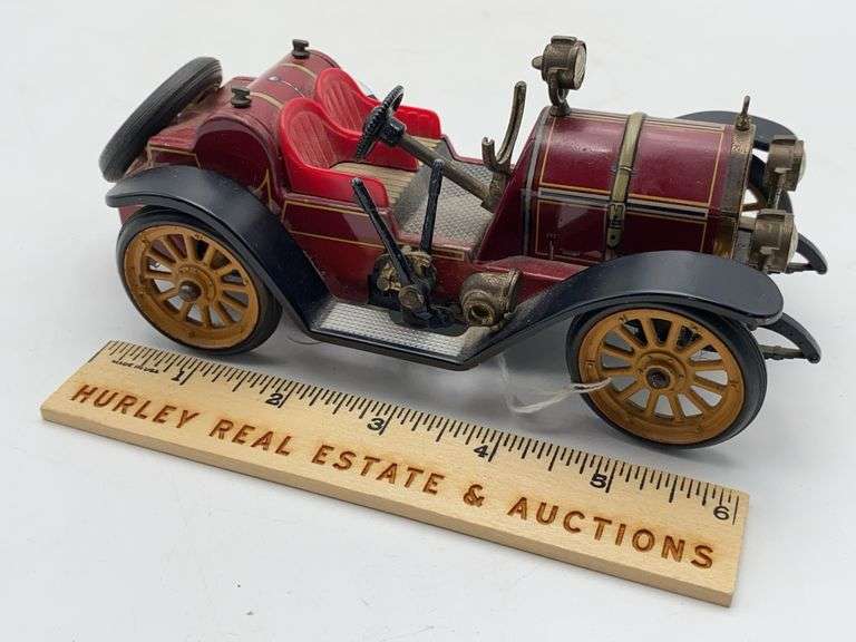 SCHUCO Mercer 1225 litho tin toy wind-up car
