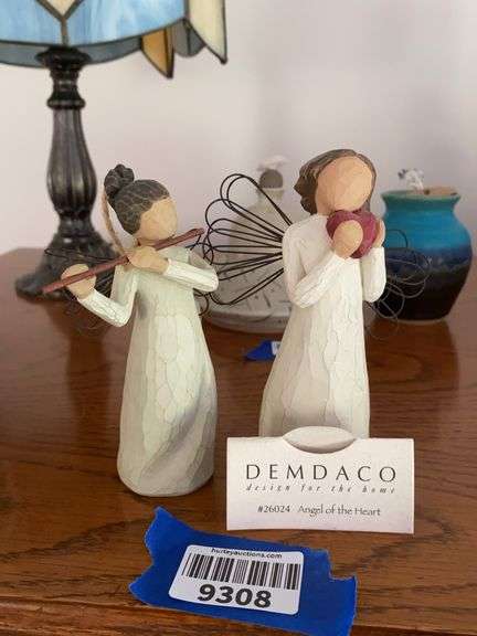 Two Willow Tree angel figurines