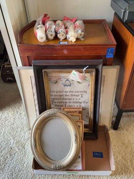 End stand, figural Christmas candles, and frames lot including framed needlework