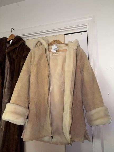 St. John's Bay tan suede coat sz: L