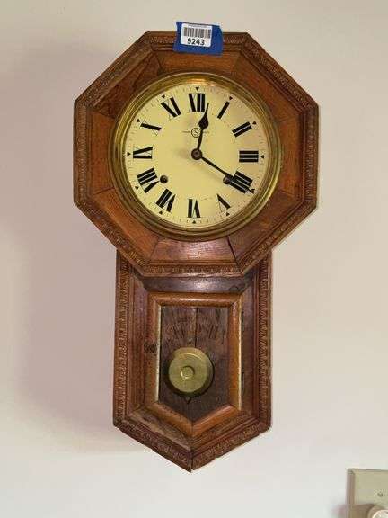 Seikosha Co/ Japan oak octagon drop wall clock w/ egg & dart molding 22x12x4