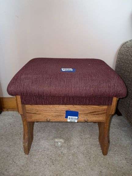 Oak foot stool w/ storage under top, painted apple decor