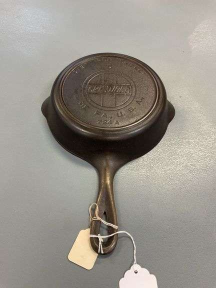 No.5 GRISWOLD cast iron skillet