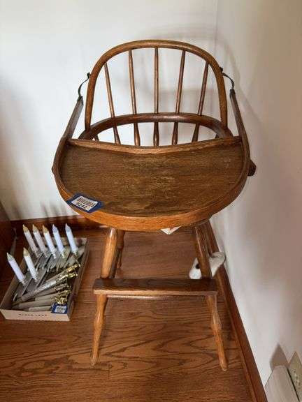 Oak Windsor highchair w/ hinged tray