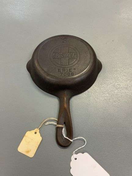 No.3 GRISWOLD cast iron skillet