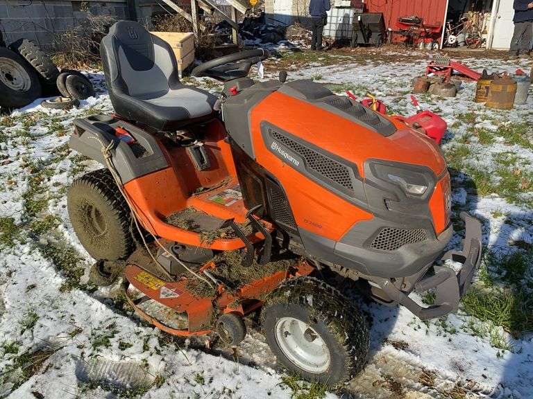 Husqvarna TS249XD lawn tractor, 28.1 hours