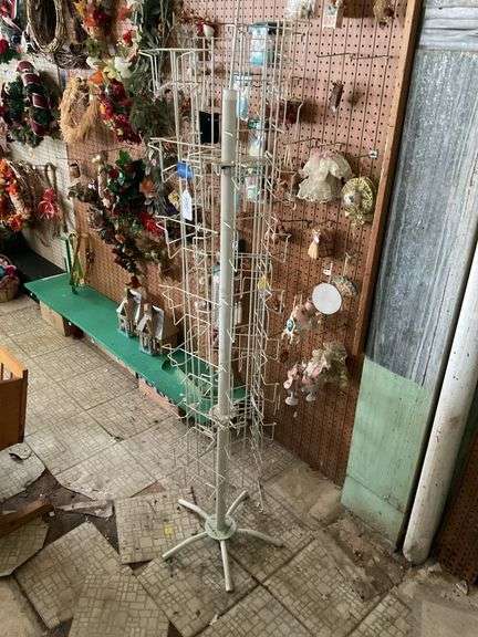 Greeting card display rack - Hurley Real Estate & Auctions