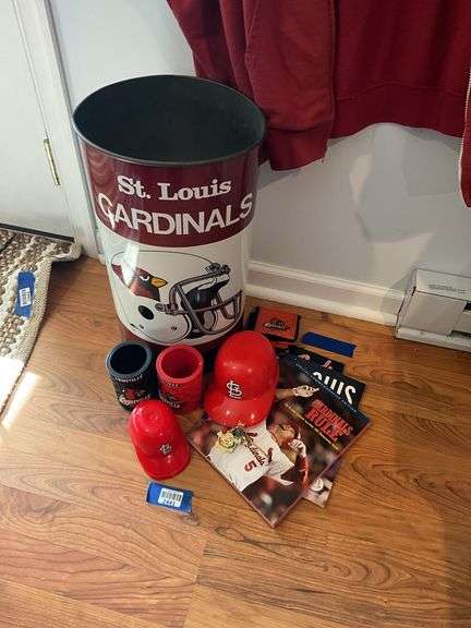 St Louis Cardinals collectibles lot - Hurley Real Estate & Auctions