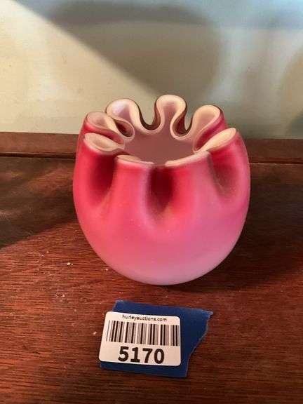 Pink satin glass rose bowl w/ deep crimps