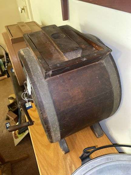 Wooden crank butter churn