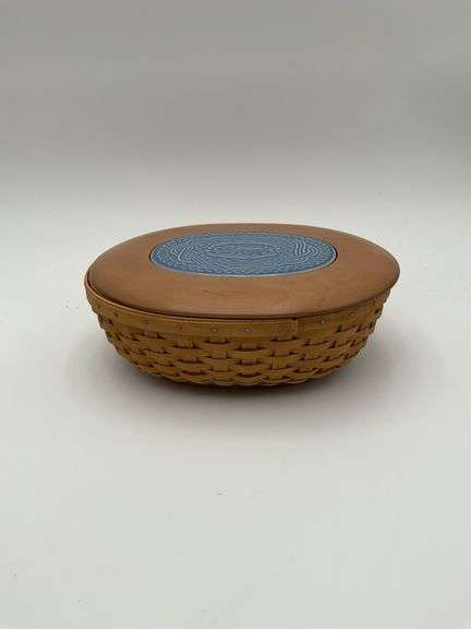 2003 Casserole Basket: With Liner, Protector, Lid, and Lid Box
