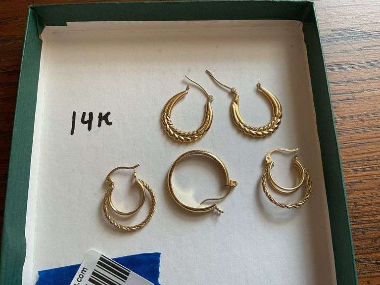14kt Gold hoop earrings