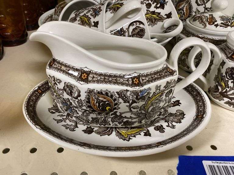 Ridgway Jacobean pattern brown dinnerware