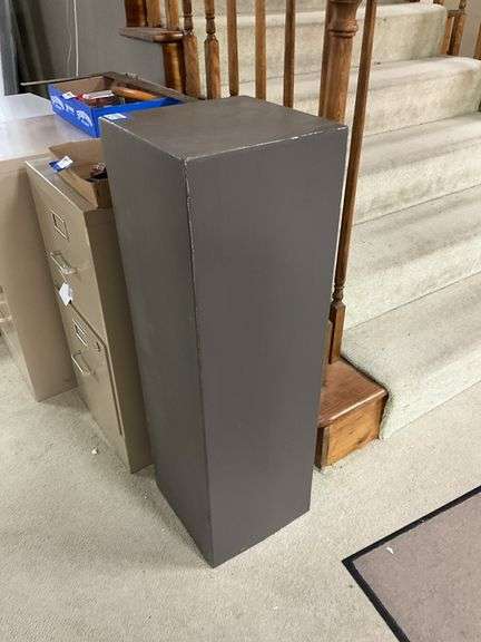 Gray pedestal 11x36x11.5