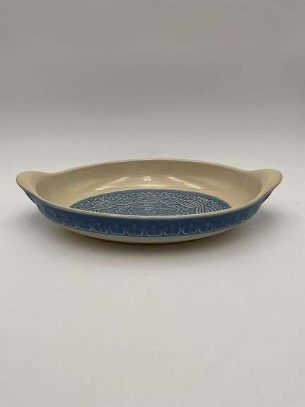Oval Pottery Baking Dish: With Hot Pad and Box