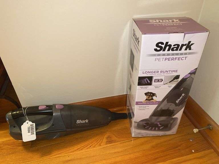 Shark Cordless Pet-Perfect Cordless Hand Vac