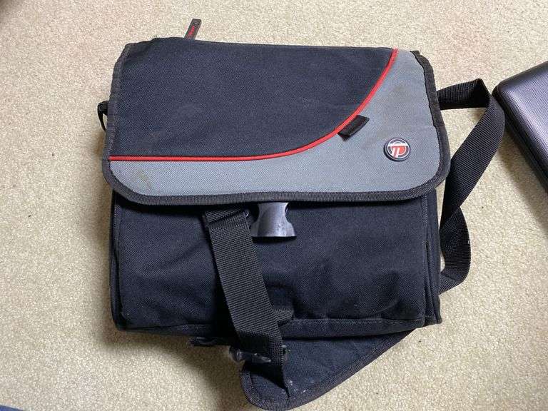 Sony portable DVD/CD player, Acer Chrome book, Toshiba laptop