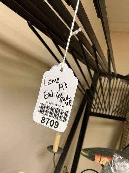 Metal rug display rack - come at end of pick up
