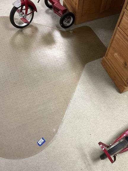 Floor protector