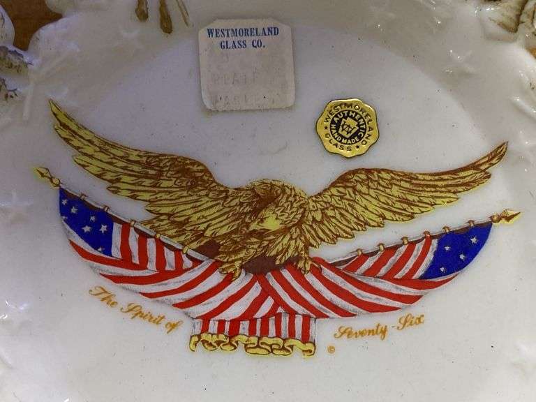 Westmoreland milk glass Bicentennial eagle decorated plate