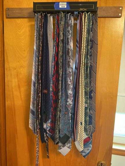 Men’s Neckties