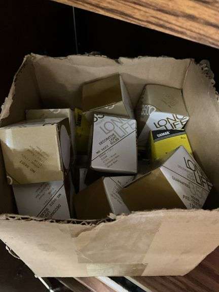 Assorted lightbulbs