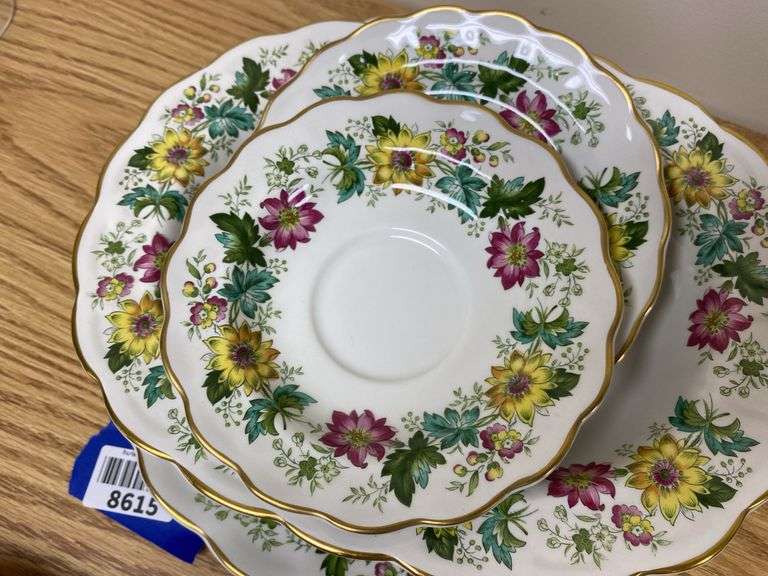 Booth’s Victoria pattern dinnerware