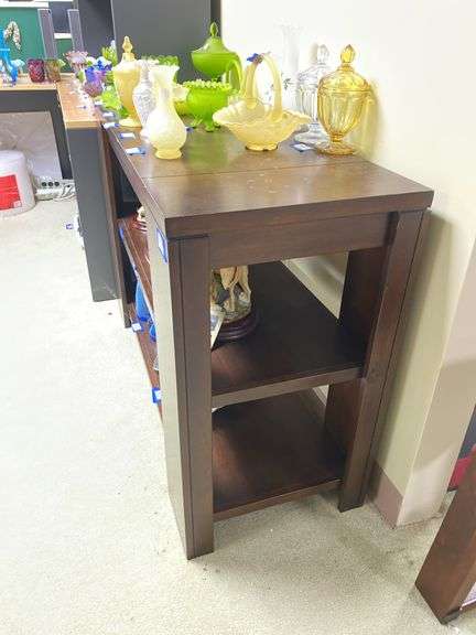 3-tier open stand - no contents 48x18x32