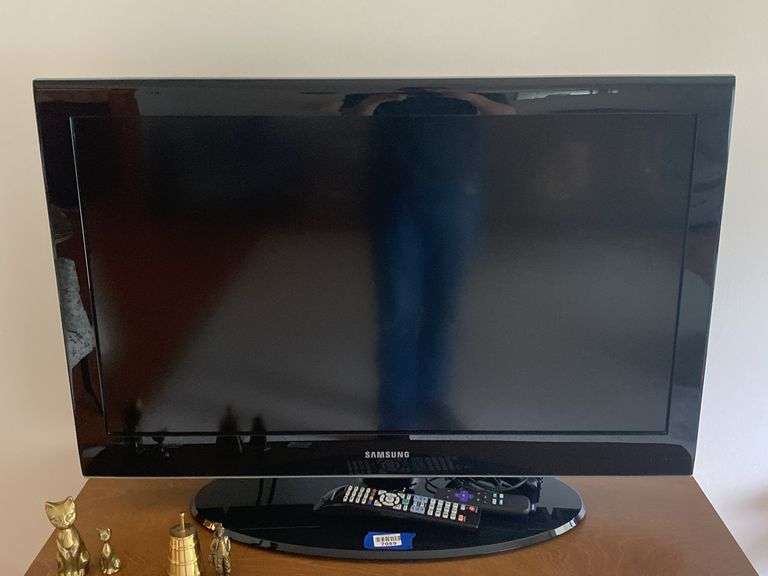 Samsung 37 in TV LN37A550P3FXZA