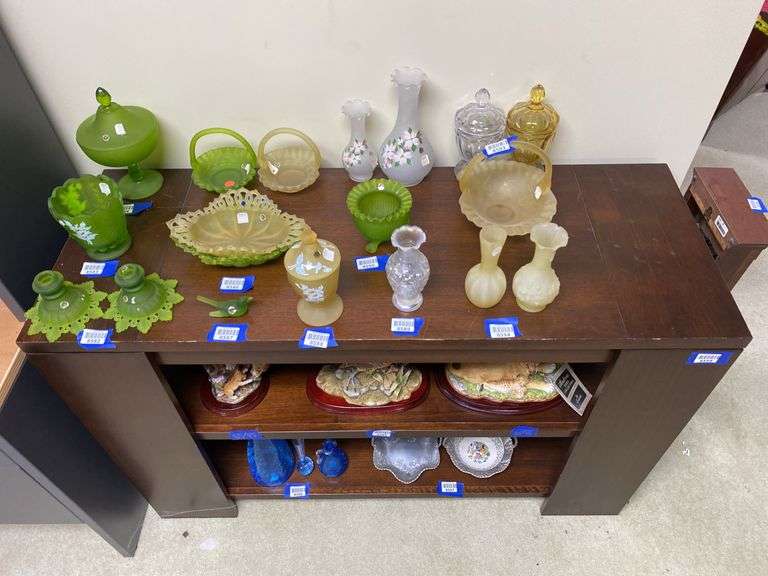 3-tier open stand - no contents 48x18x32