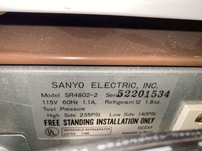Sanyo dorm refrigerator