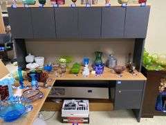 Corner office desk - no top contents 72x69x65