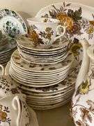 Mason’s Patent Ironstone Chantilly pattern dinnerware