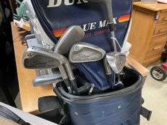 Titleist golf clubs in bag