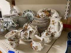 Mason’s Patent Ironstone Chantilly pattern dinnerware