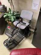 Fold & Go handicap power scooter