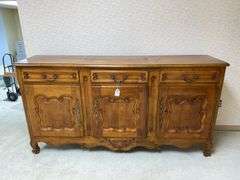 French Provincial sideboard 78x19.5x40