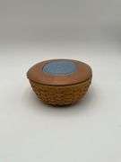 2003 Casserole Basket: With Liner, Protector, Lid, and Lid Box