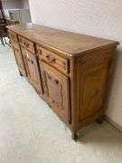 French Provincial sideboard 78x19.5x40