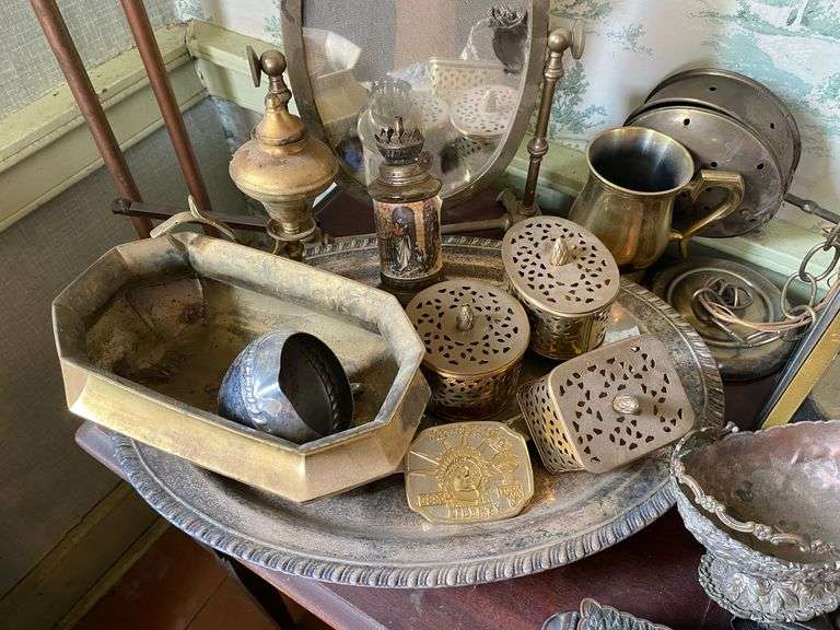 End stand, brass vanity mirror, metalware, vintage Zenith portable radio, GE plastic table radio, Cds, vintage adding machines, electric fans25.5x17.5x31