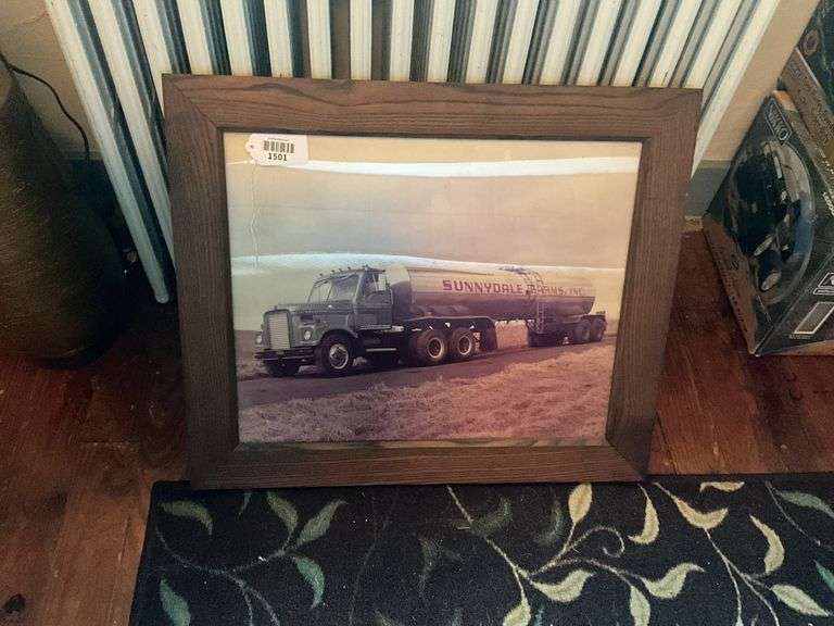 Sunndale Farms tanker truck photo, framed 24x20